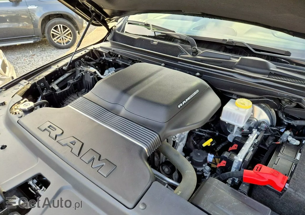 RAM 1500 Crew Cab Laramie