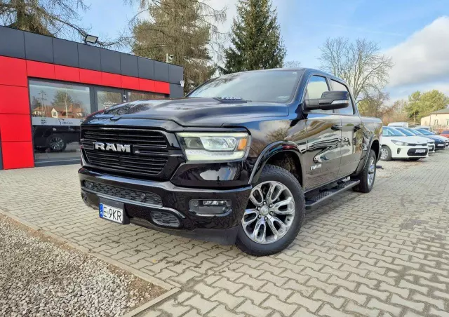 RAM 1500 Crew Cab Laramie