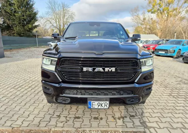 RAM 1500 Crew Cab Laramie