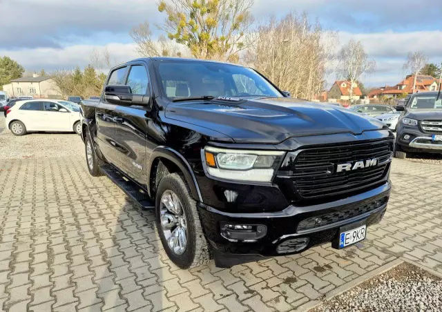 RAM 1500 Crew Cab Laramie