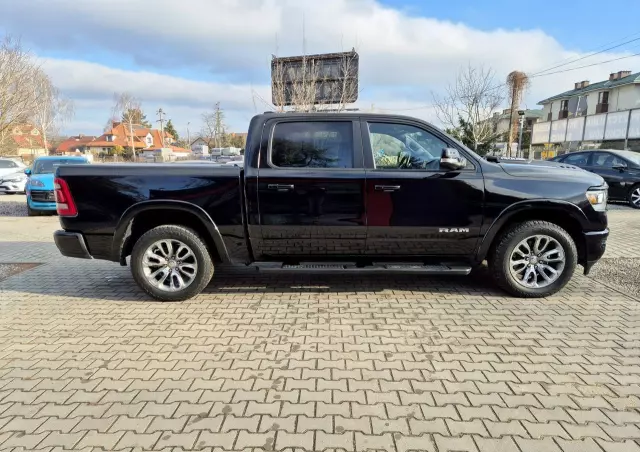 RAM 1500 Crew Cab Laramie