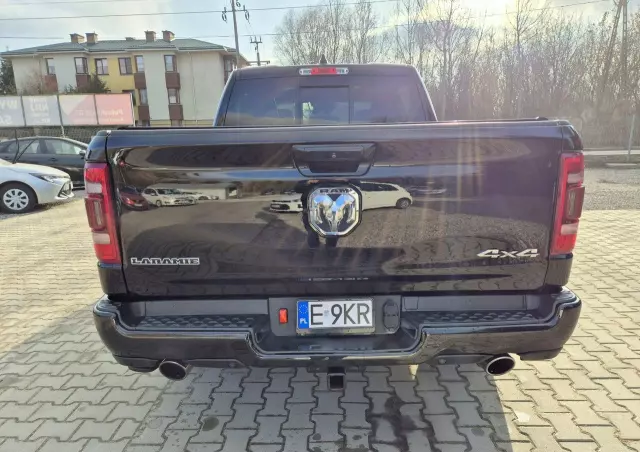 RAM 1500 Crew Cab Laramie