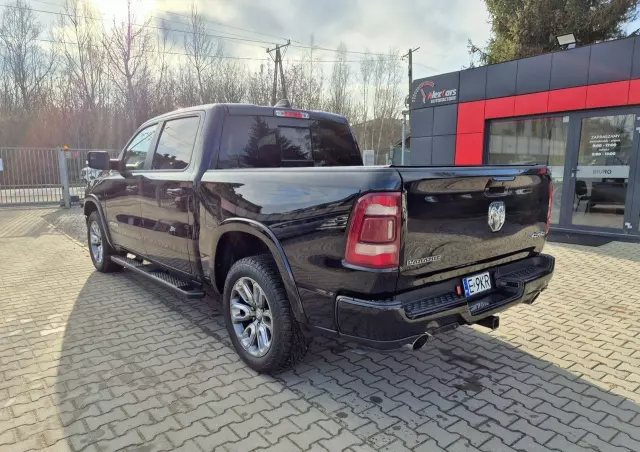 RAM 1500 Crew Cab Laramie