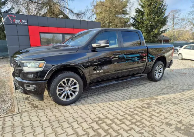 RAM 1500 Crew Cab Laramie