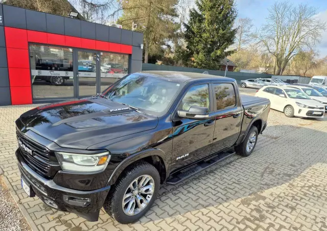 RAM 1500 Crew Cab Laramie