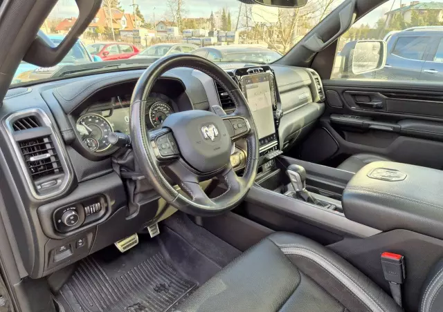 RAM 1500 Crew Cab Laramie