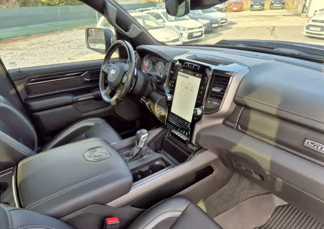 RAM 1500 Crew Cab Laramie