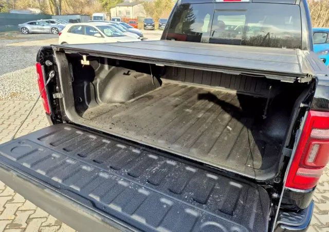 RAM 1500 Crew Cab Laramie