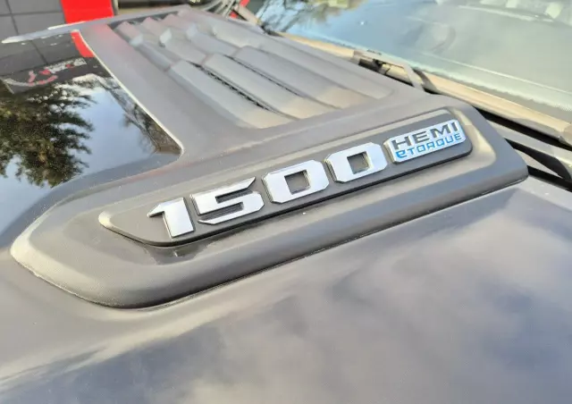 RAM 1500 Crew Cab Laramie