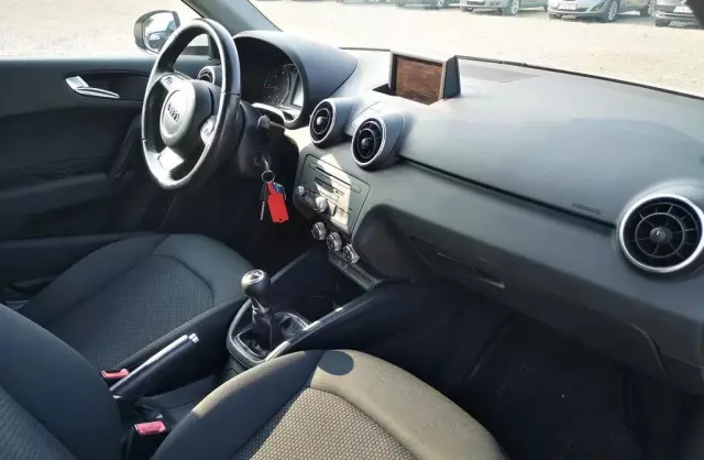 AUDI A1 