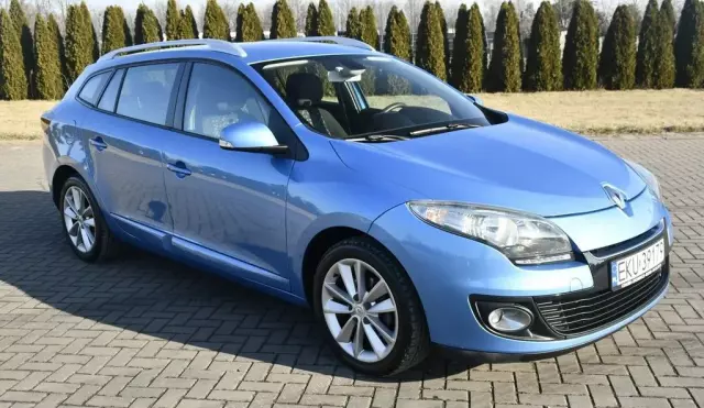 RENAULT Megane 