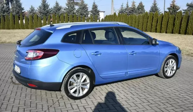 RENAULT Megane 