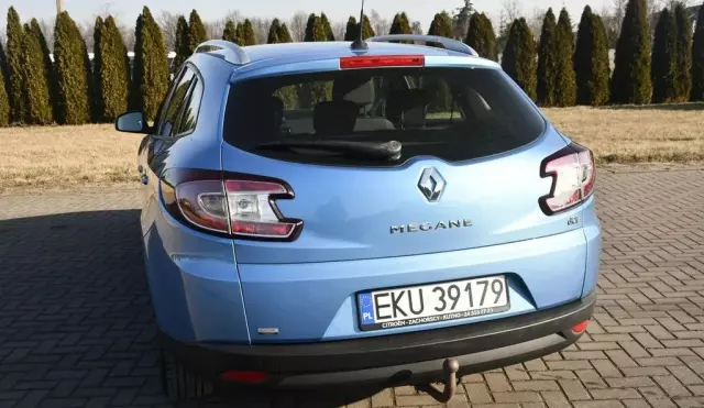 RENAULT Megane 