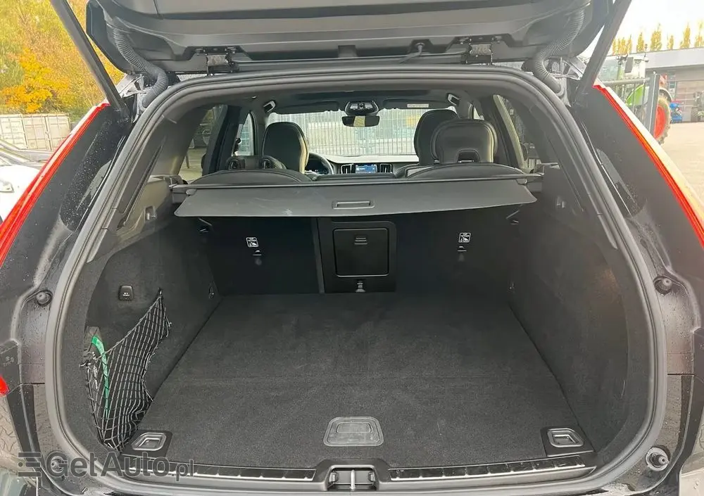 VOLVO XC 60 T8 AWD Plus Black Edition