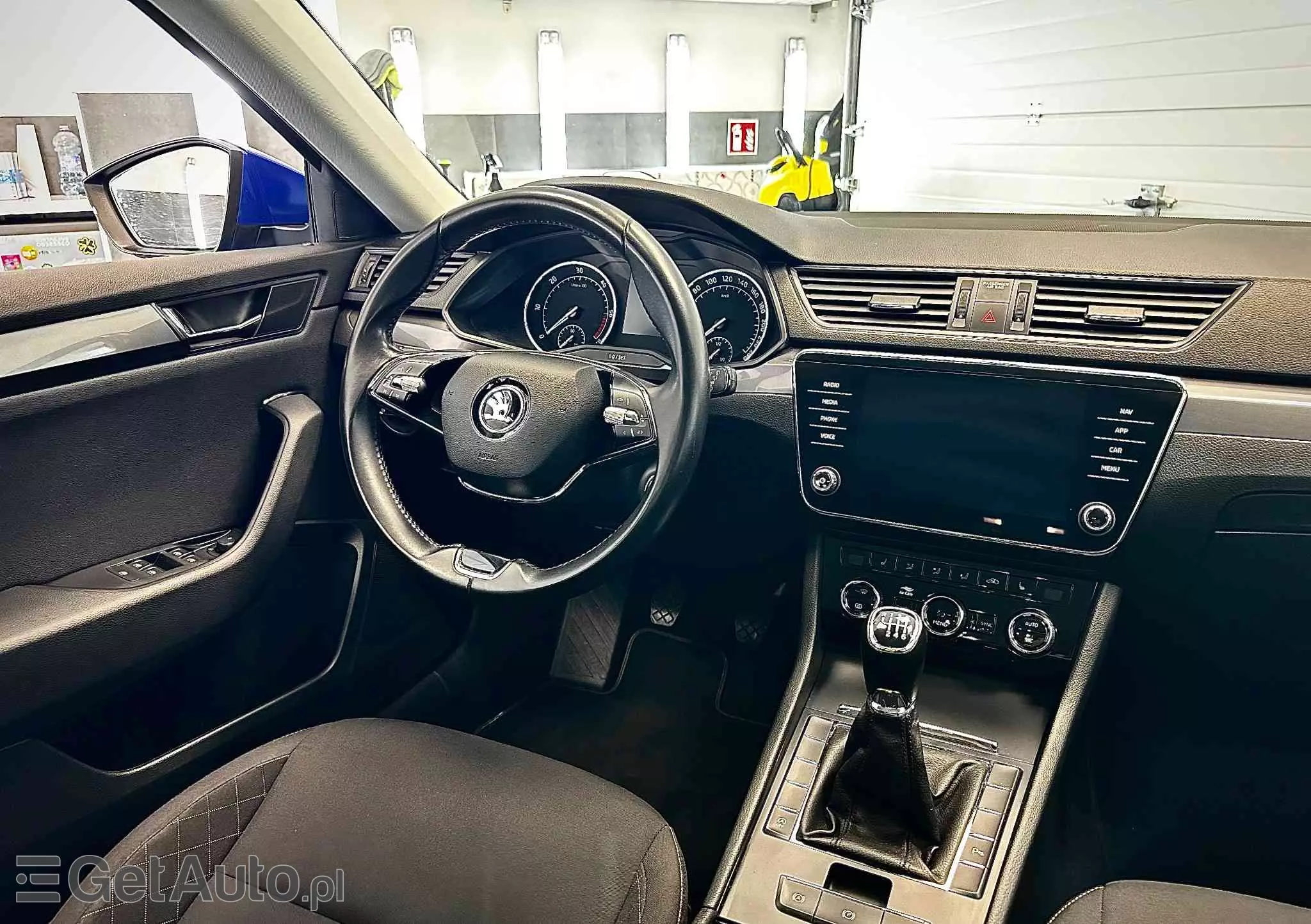 SKODA Superb 2.0 TDI SCR Active