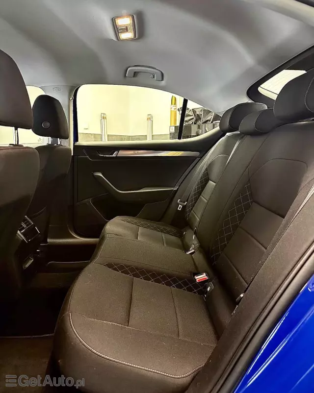 SKODA Superb 2.0 TDI SCR Active