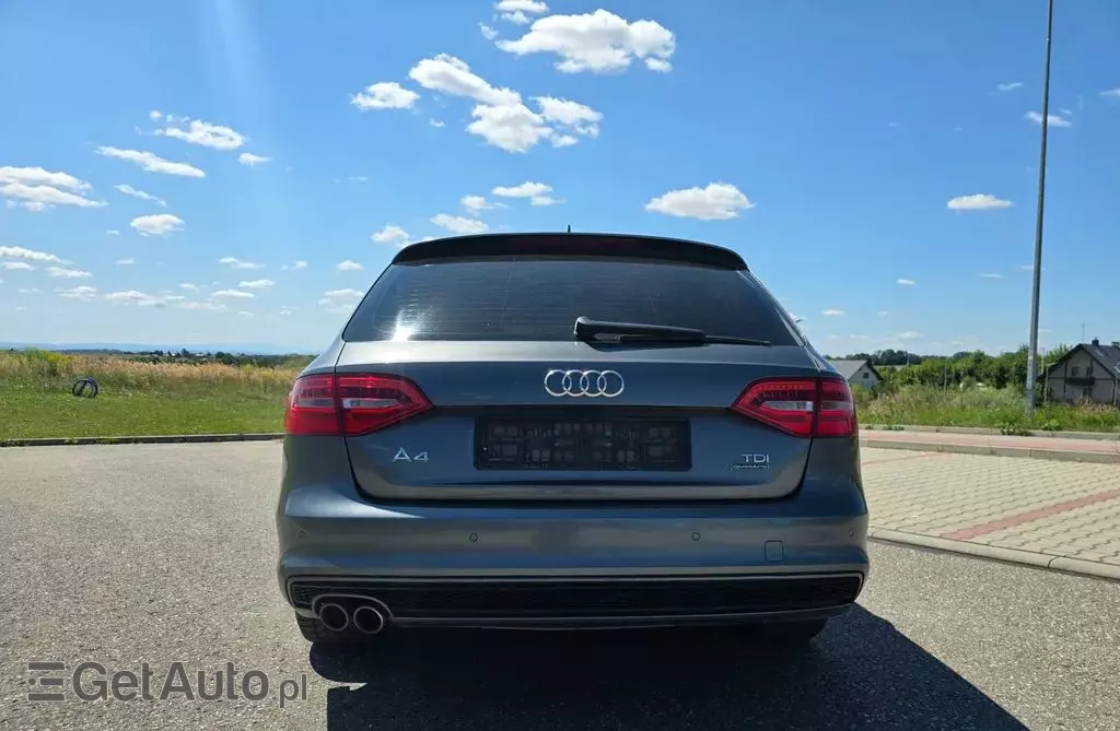 AUDI A4 