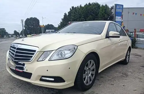 MERCEDES-BENZ Klasa E 