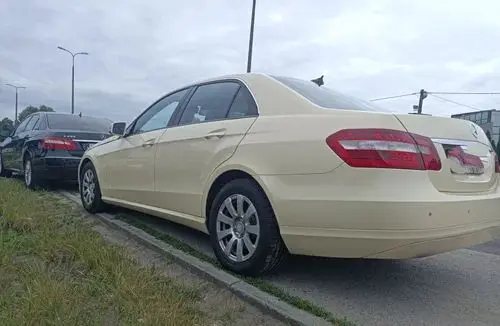 MERCEDES-BENZ Klasa E 