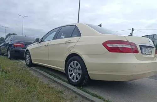 MERCEDES-BENZ Klasa E 
