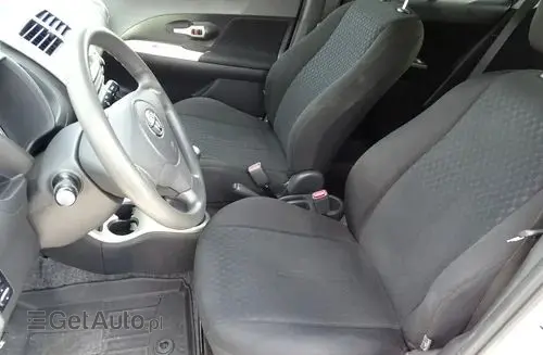 TOYOTA Urban Cruiser 