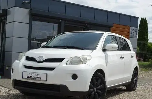 TOYOTA Urban Cruiser 