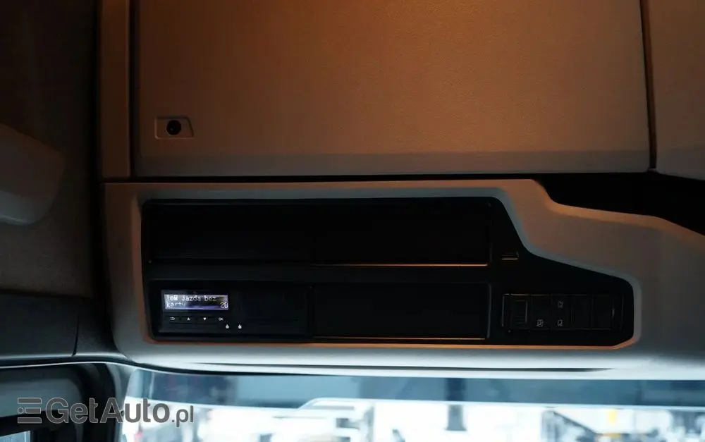 SCANIA S 460 / FIRANKA  8,1 M / 60 M3 / SOLÓWKA / 6X2 / OŚ PODNOSZONA / SKRĘTNA 