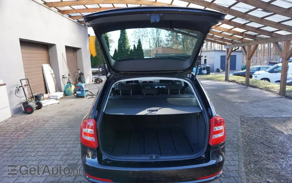 SKODA Octavia 1.8 TSI Ambiente