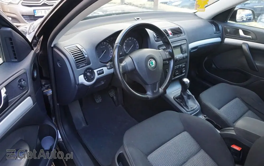 SKODA Octavia 1.8 TSI Ambiente