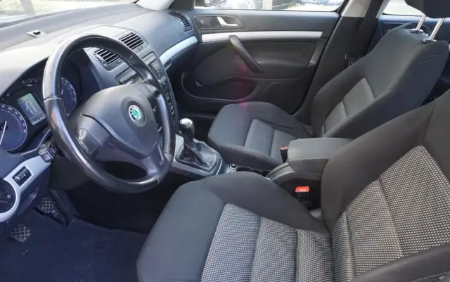 SKODA Octavia 1.8 TSI Ambiente