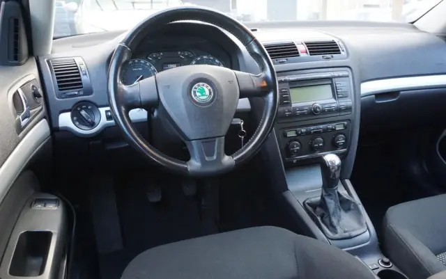 SKODA Octavia 1.8 TSI Ambiente