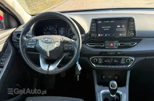 HYUNDAI I30 