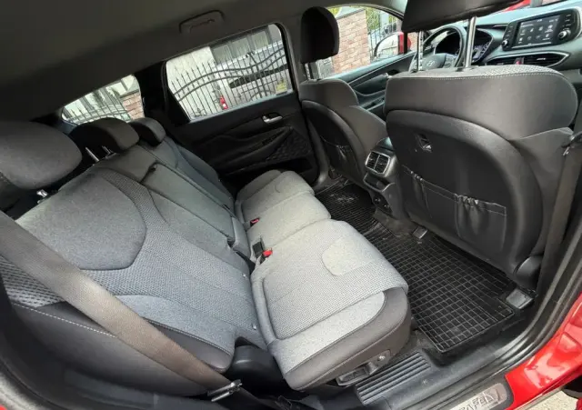 HYUNDAI Santa Fe 2.0 CRDi Executive 4WD