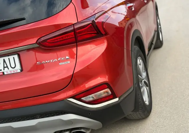 HYUNDAI Santa Fe 2.0 CRDi Executive 4WD