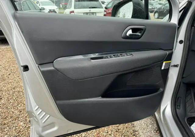 PEUGEOT 3008 2.0 BlueHDi Style