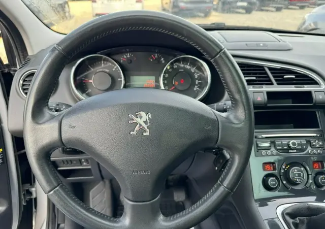 PEUGEOT 3008 2.0 BlueHDi Style