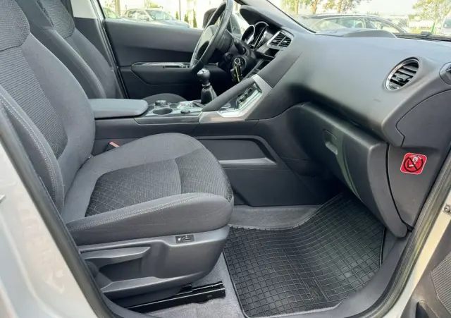 PEUGEOT 3008 2.0 BlueHDi Style