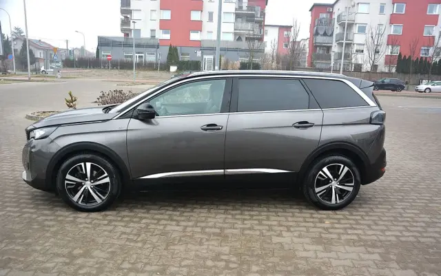 PEUGEOT 5008 BlueHDi 130 EAT8 GT