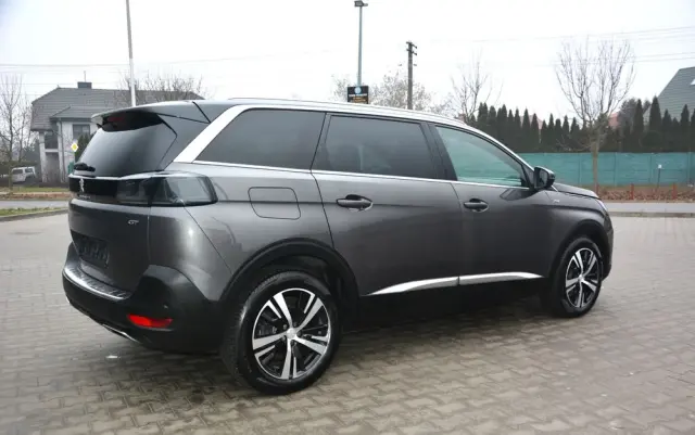 PEUGEOT 5008 BlueHDi 130 EAT8 GT