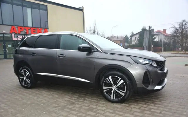 PEUGEOT 5008 BlueHDi 130 EAT8 GT