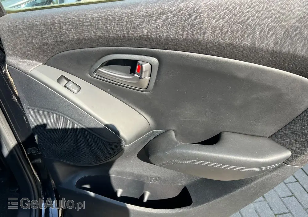 HYUNDAI Ix35 1.6 2WD blue Comfort