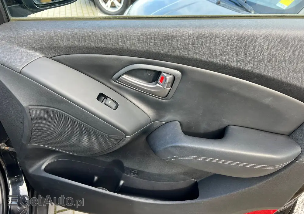 HYUNDAI Ix35 1.6 2WD blue Comfort