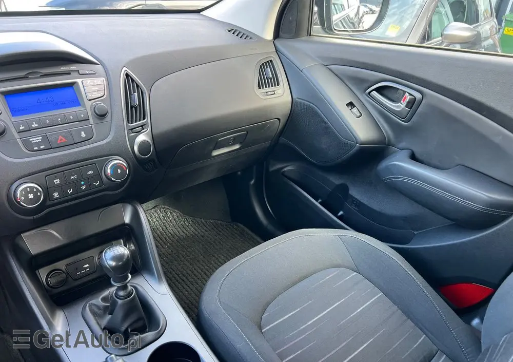 HYUNDAI Ix35 1.6 2WD blue Comfort