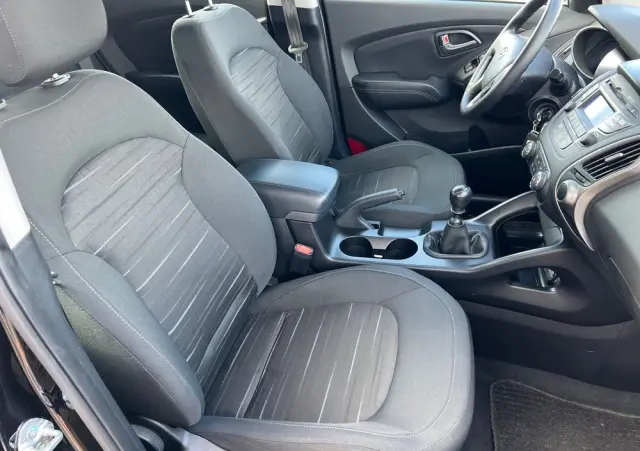 HYUNDAI Ix35 1.6 2WD blue Comfort