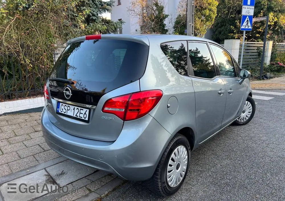 OPEL Meriva 1.4 T Cosmo S&S