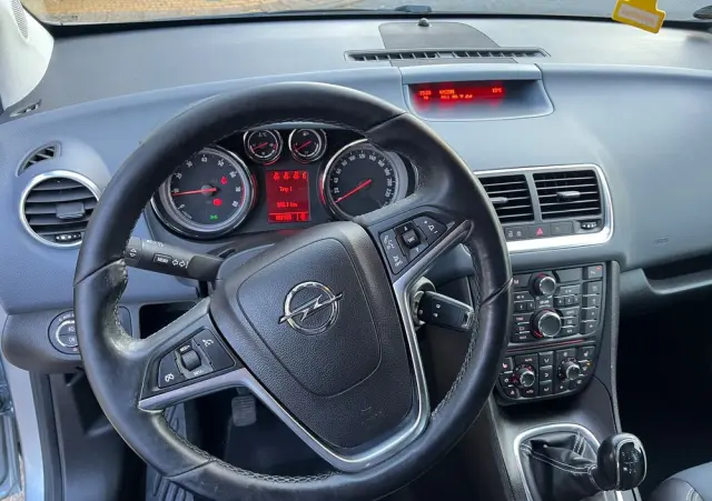 OPEL Meriva 1.4 T Cosmo S&S
