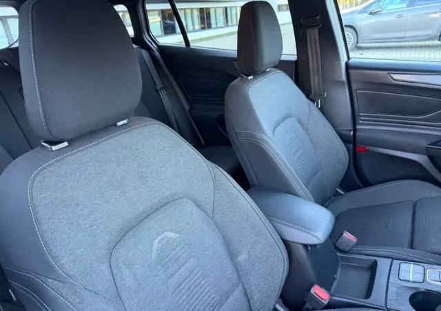 FORD Focus SW Ver-1-5-ecoblue-start--stopp--system-active-x