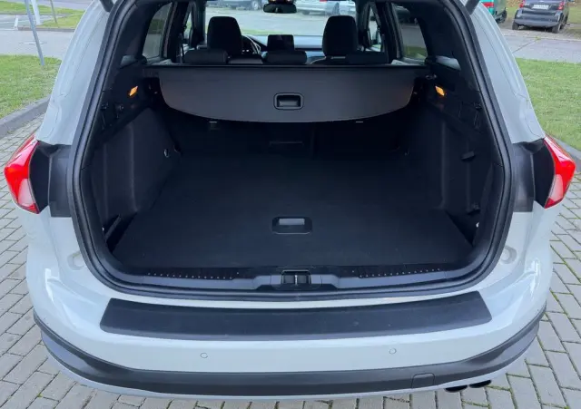 FORD Focus SW Ver-1-5-ecoblue-start--stopp--system-active-x