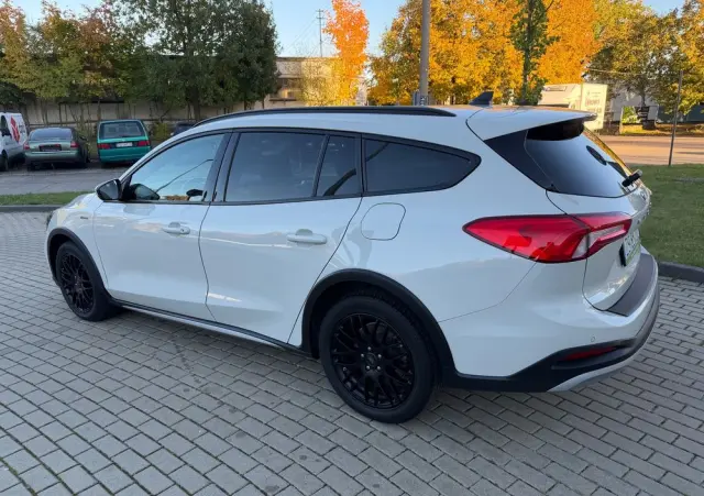 FORD Focus SW Ver-1-5-ecoblue-start--stopp--system-active-x