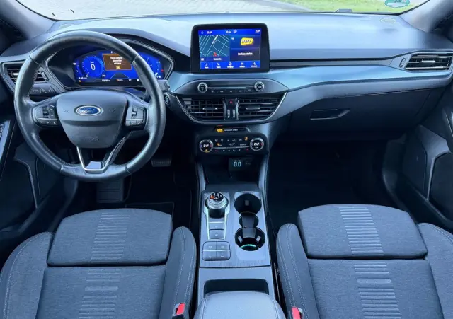 FORD Focus SW Ver-1-5-ecoblue-start--stopp--system-active-x